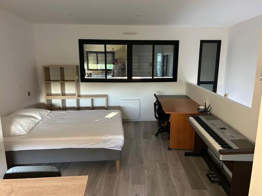 Appartement Foch - Studio - Calme - Wifi